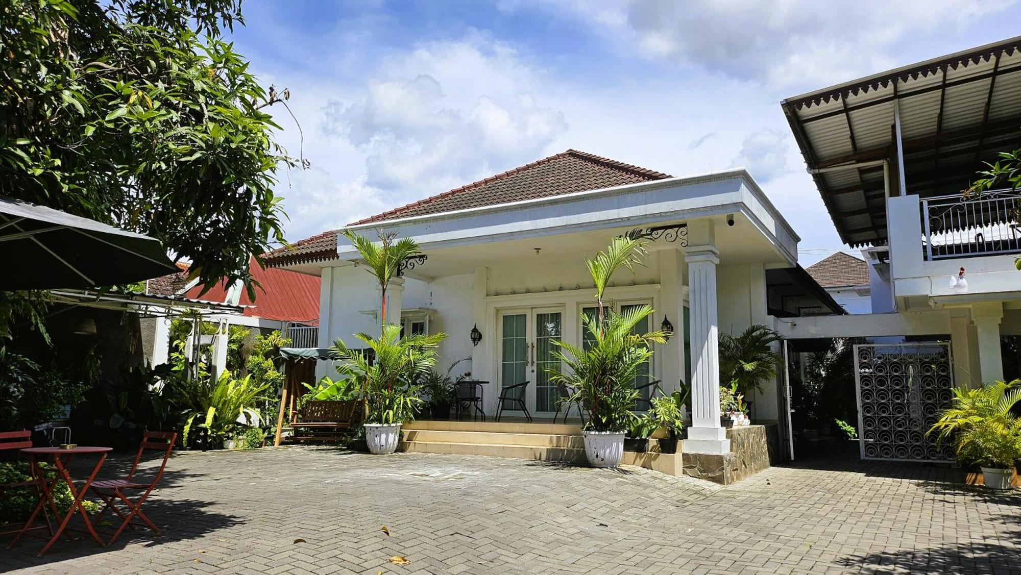 Surokarsan 9 House Yogyakarta Hotel Eksteriør billede